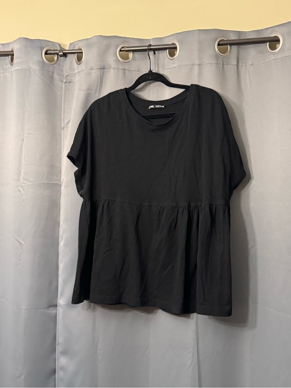 Zara Black Short-Sleeve Peplum Tee